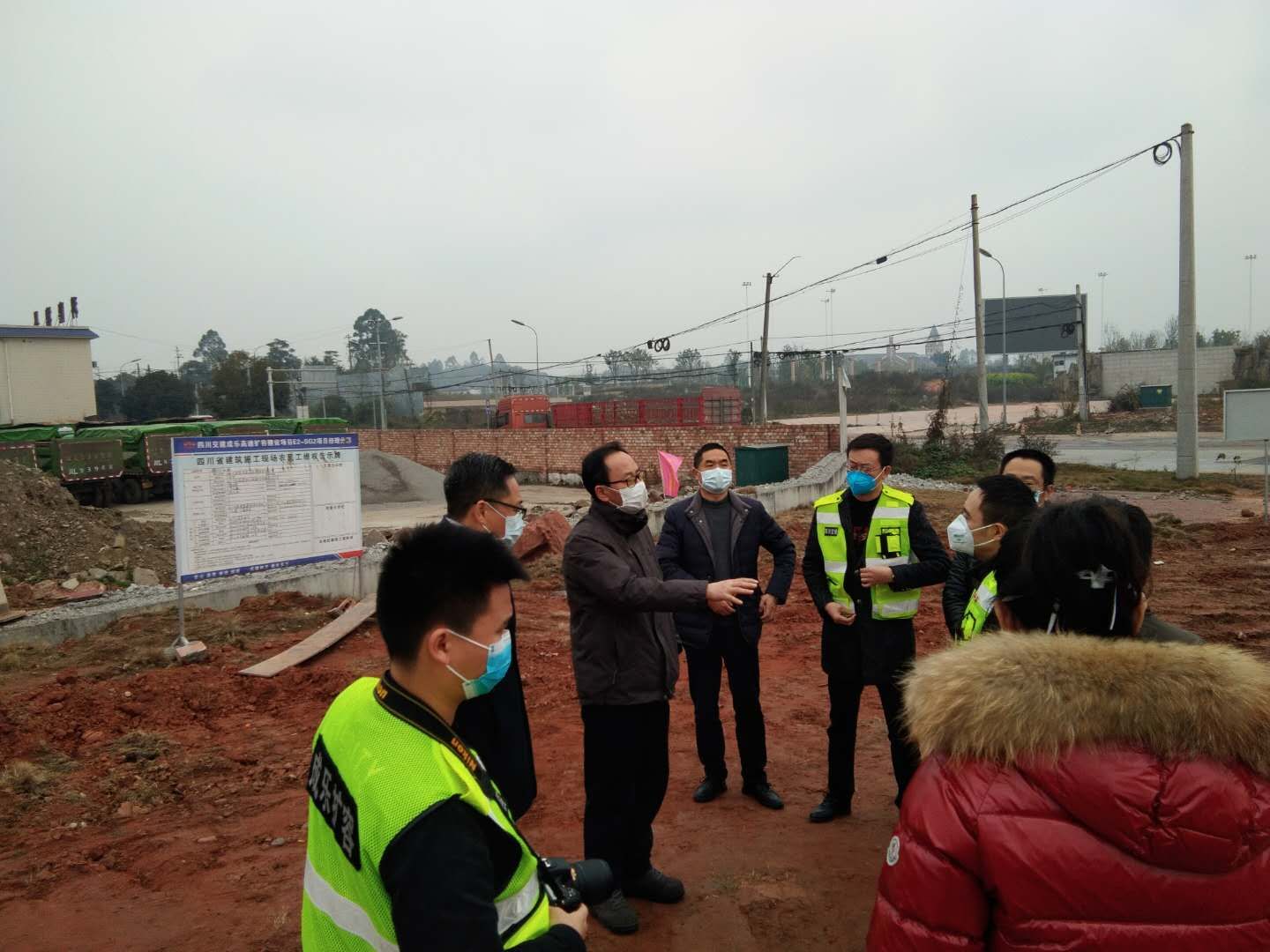 公司防疫工作領(lǐng)導(dǎo)小組赴成樂擴容E2-SG2分部檢查指導(dǎo)疫情防控和復(fù)工準(zhǔn)備工作